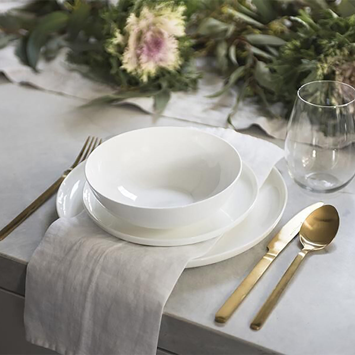 Maxwell & Williams Cashmere Mansion High Rim Dinner Set 18 Piece