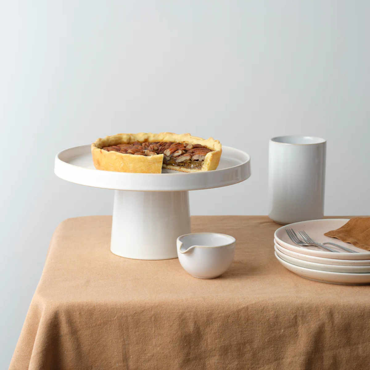Tablekraft Urban Serve Pedestal Plate 29x13.7cm White | Minimax