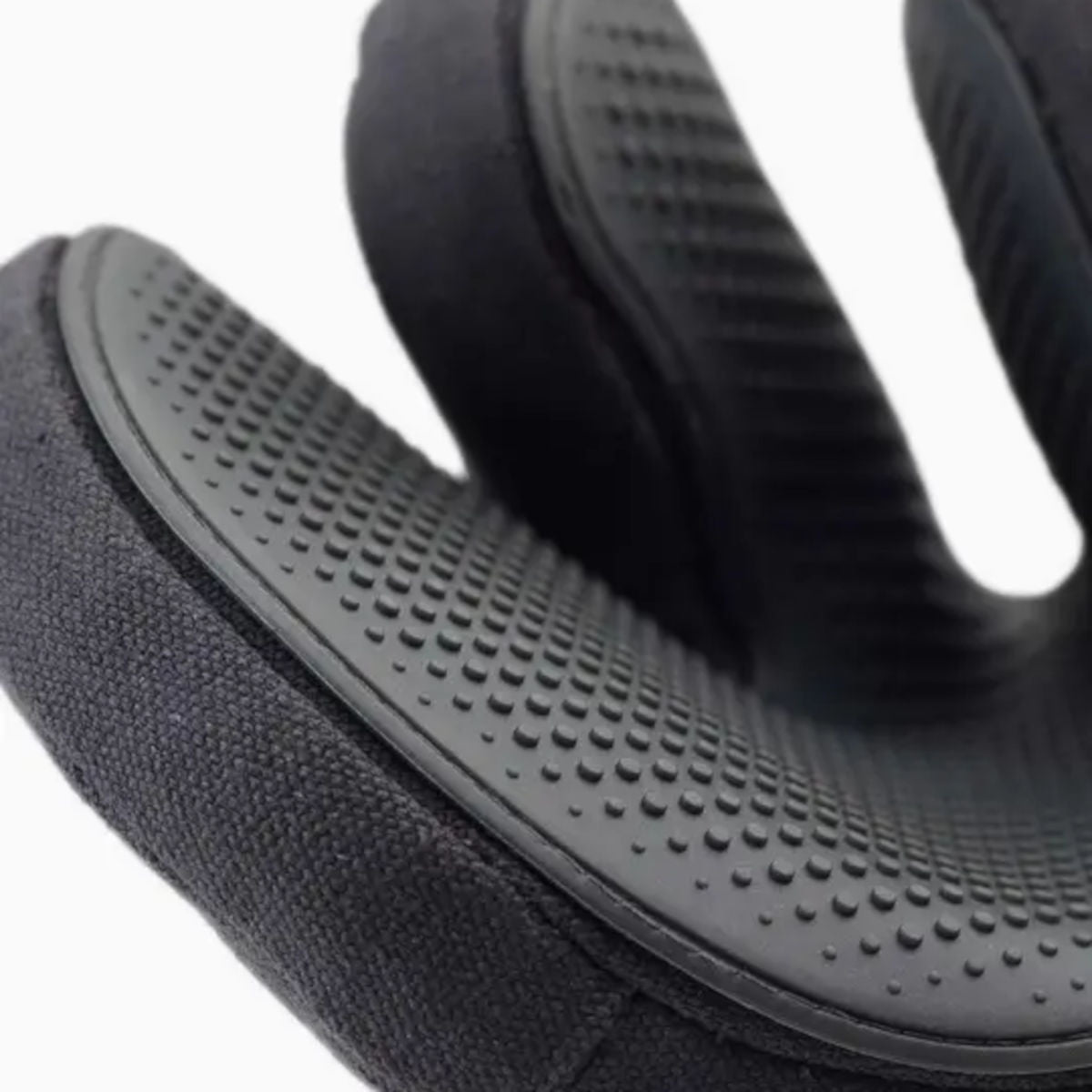 Close-up of Joseph Joseph Pinch glove silicone textured surface for heat protection