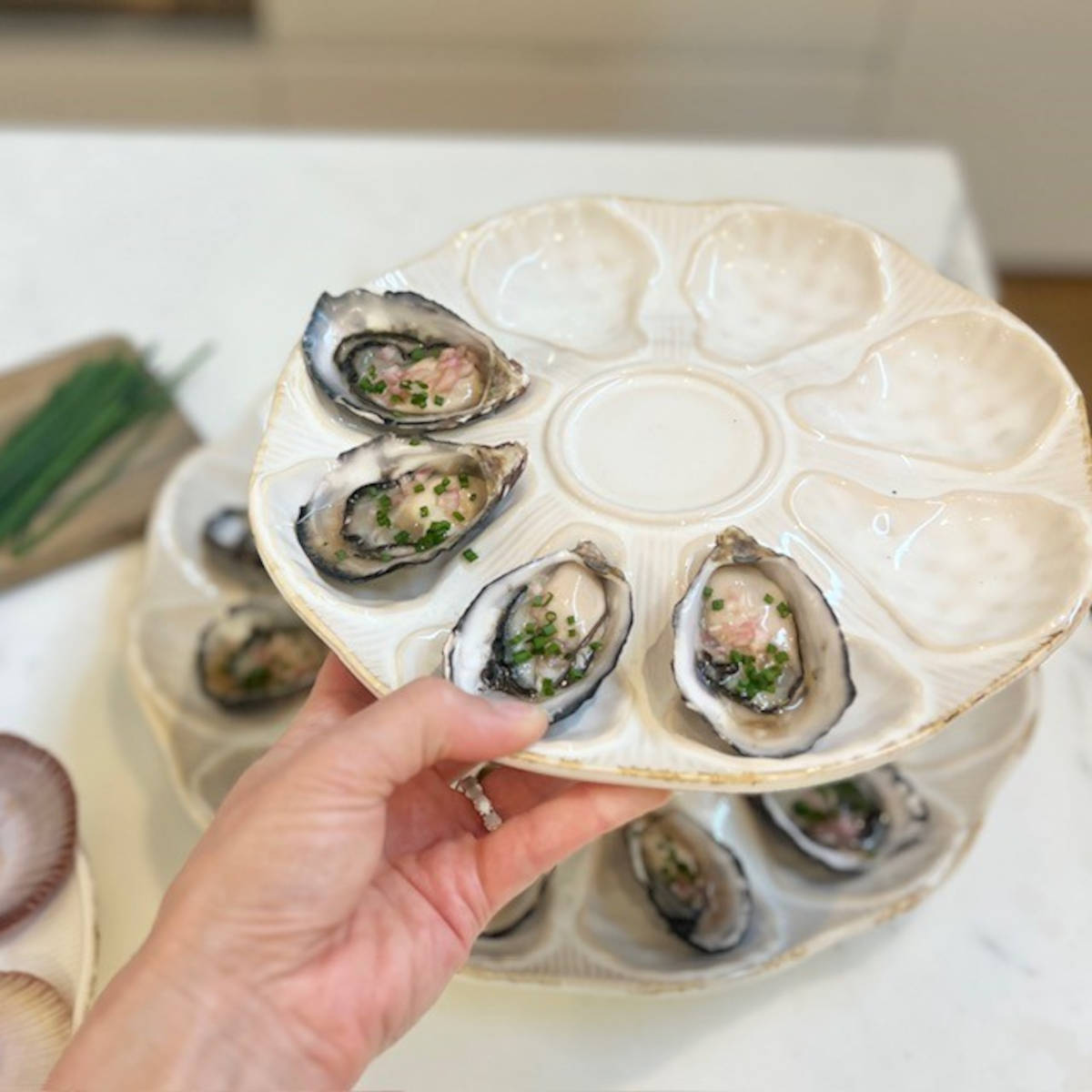 Oyster Stand Platter White 25cm