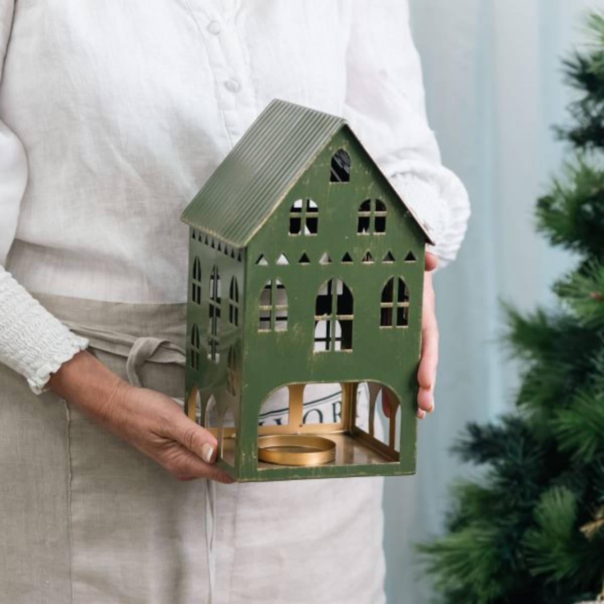 Lune Enamel Tealight House Green 17x29cm