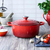 Le Creuset Signature Cast Iron Round Casserole Cerise 28cm (6.7L) | Minimax