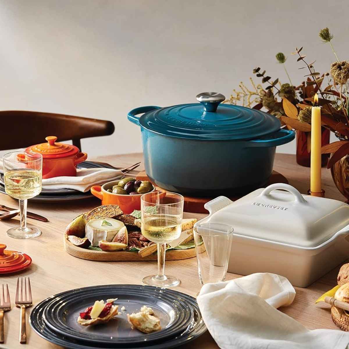 Le Creuset Signature Casserole Deep Teal 26cm | Minimax