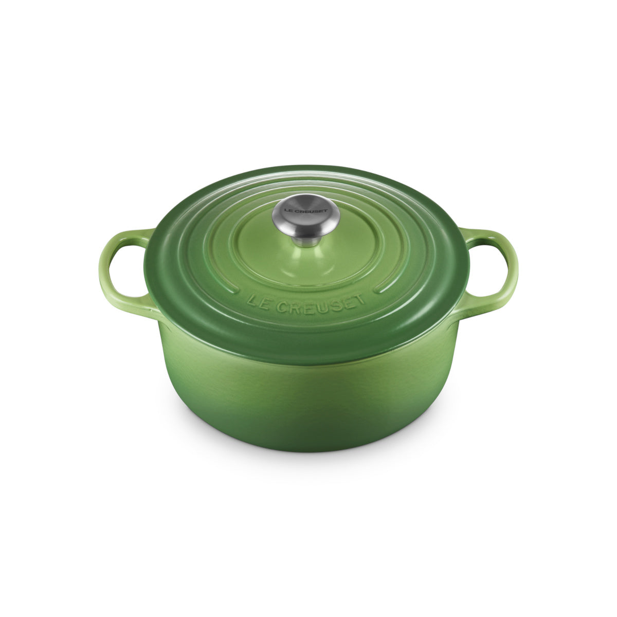 Le Creuset Signature Cast Iron Round Casserole Bamboo 26cm – angled view with lid closed