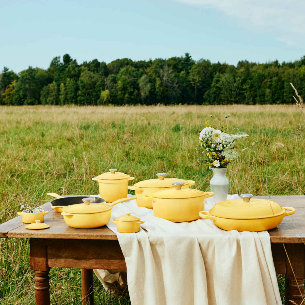 Le Creuset Signature Round Casserole Camomille 26cm | Minimax