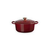 Le Creuset Signature Round Casserole Garnet 22cm (3.3L) | Minimax