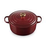 Le Creuset Signature Round Casserole Garnet 28cm (6.7L) | Minimax