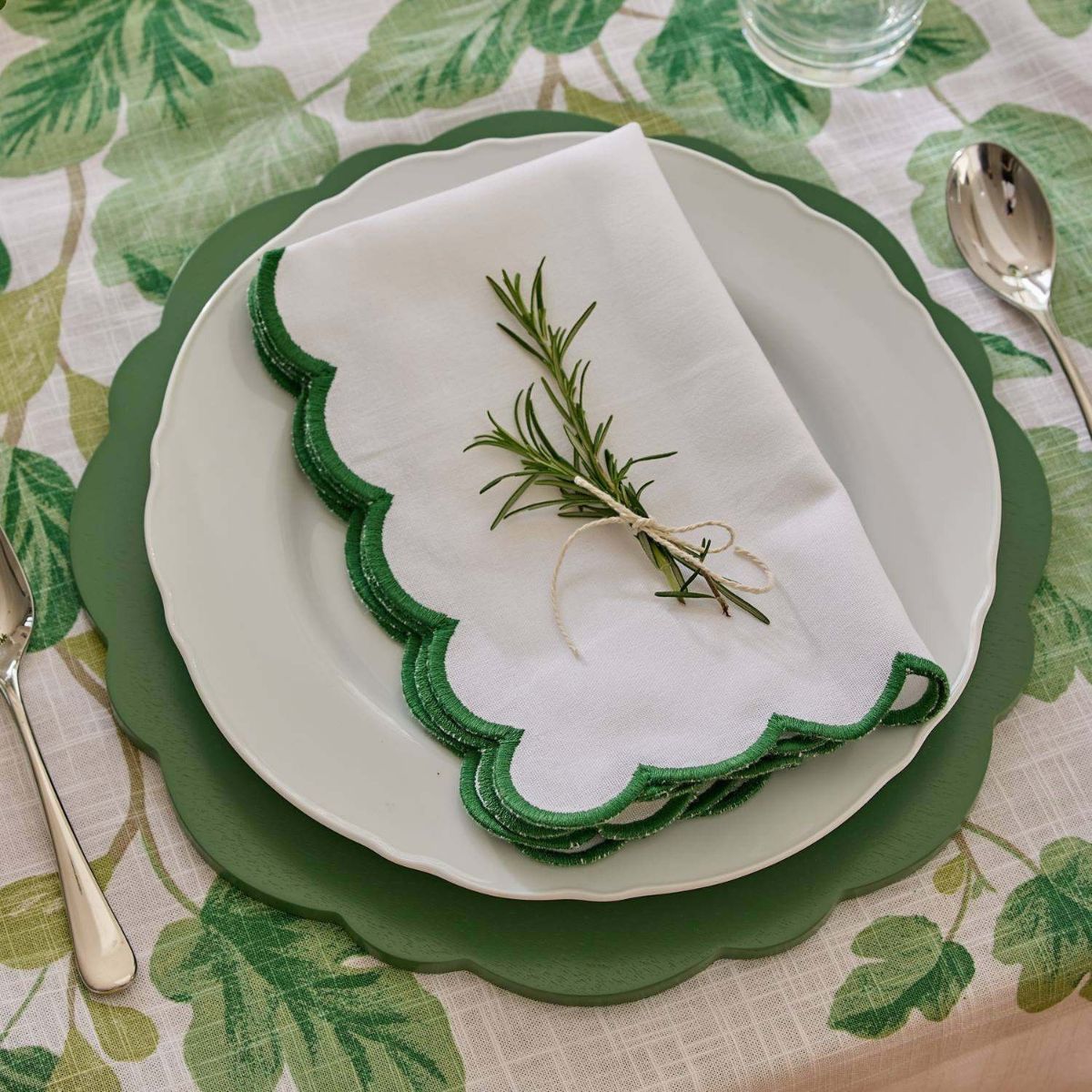 Madras Link Scallop Napkin White Spruce Set Of 4