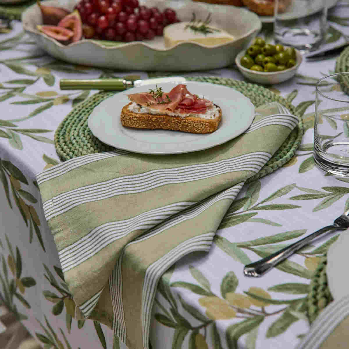 Madras Link Catania Green Stripe Napkin Set of 4 | Minimax