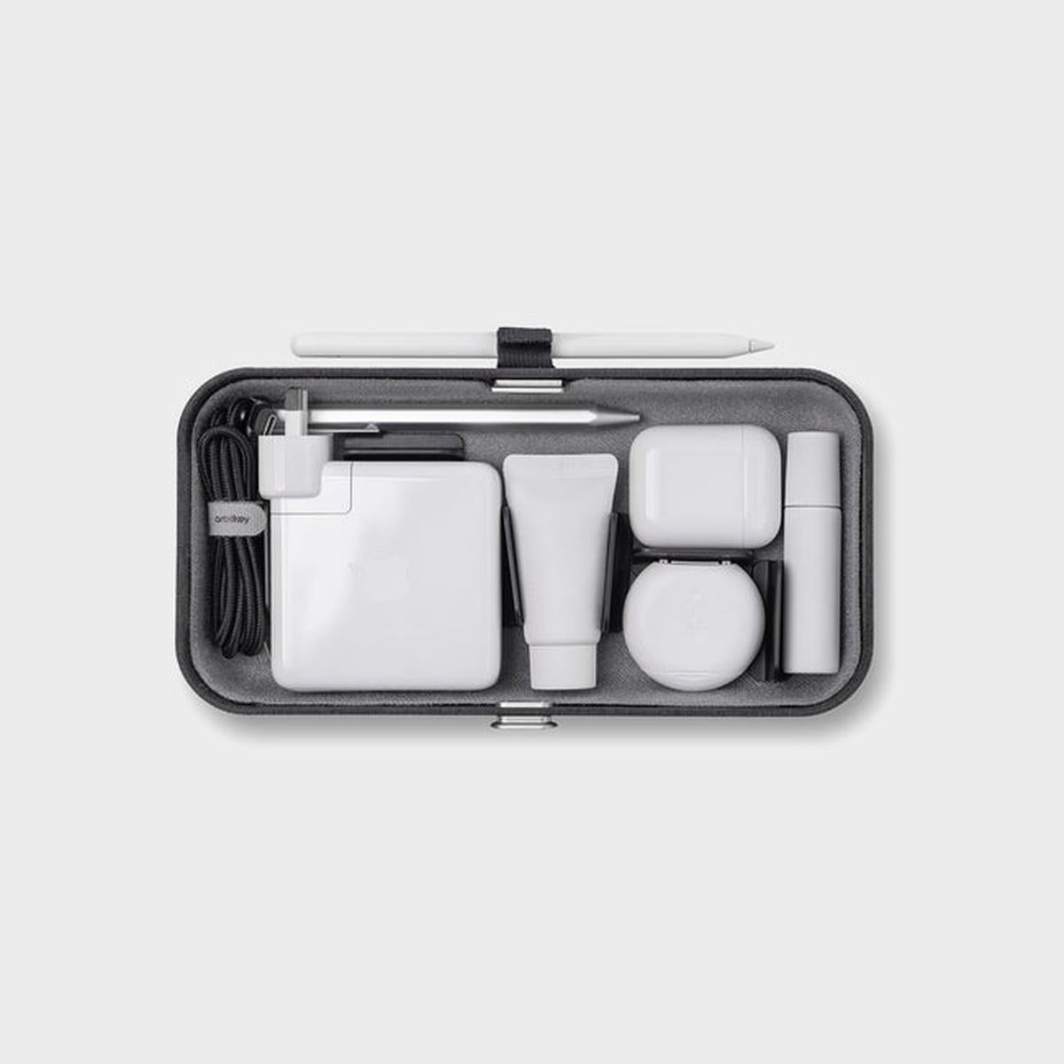 Orbitkey Nest V2 Black | Minimax - inside view