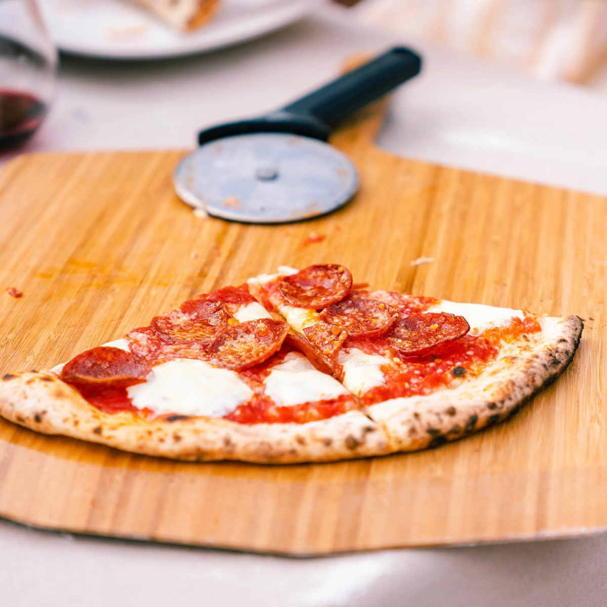 Ooni Bamboo Pizza Peel & Serving Board 30cm | Minimax