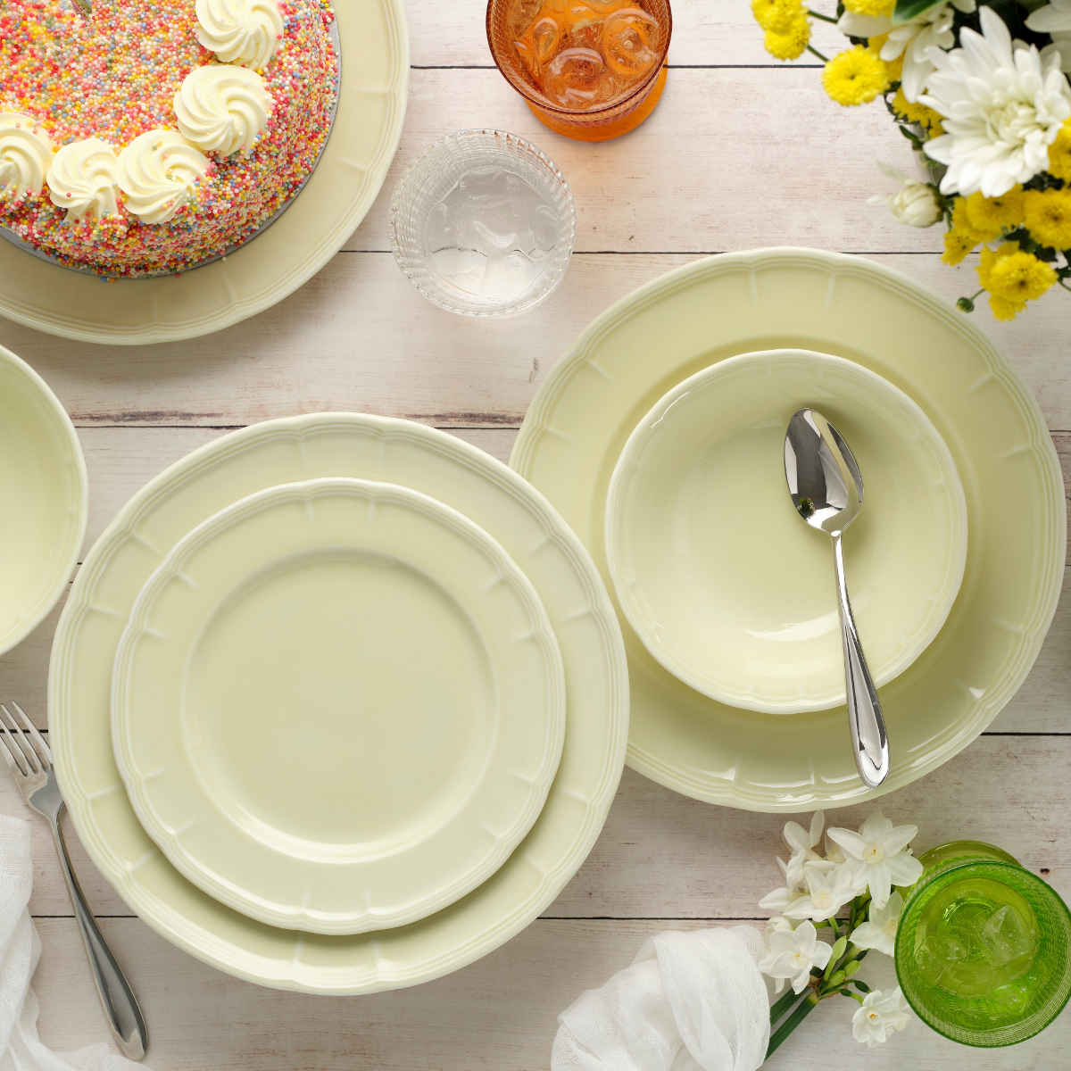 Noritake Provence Dinner Set Citron 12 Piece | Minimax