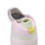 FreeSip opening allows both sipping through straw or swigging