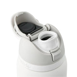Wide opening for easy cleaning and adding ice