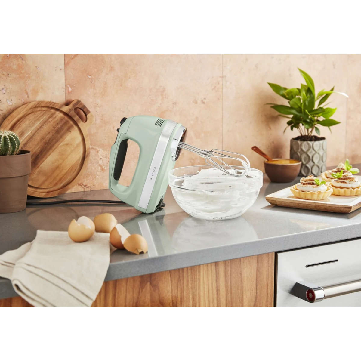 KitchenAid Artisan KHM926 9 Speed Hand Mixer Pistachio | Minimax