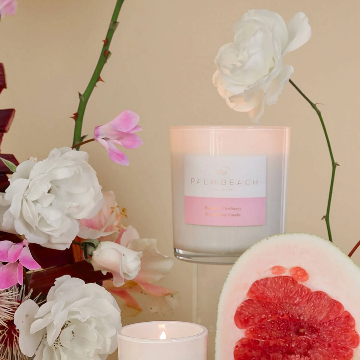 Palm Beach Collection Pomelo & Dewberry Candle 420g | Minimax