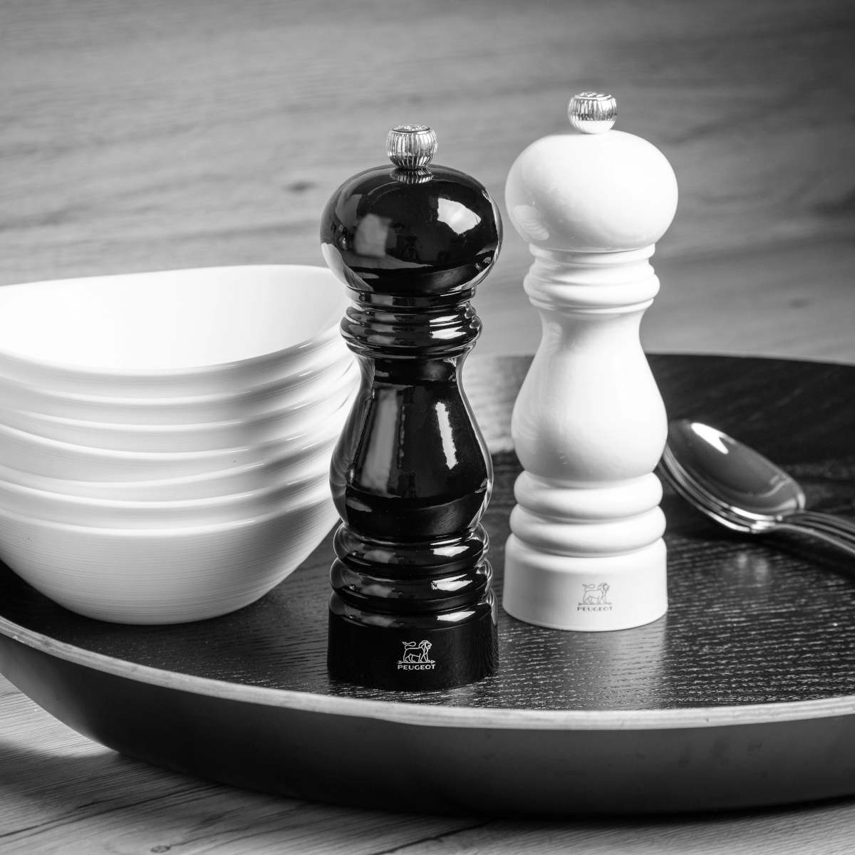 Peugeot Salt and Pepper Mill Duo Black and White Gloss 18cm