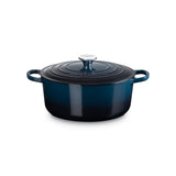 Le Creuset Signature Round Casserole Nuit 28cm (6.7L) | Minimax