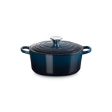 Le Creuset Signature Round Casserole Nuit 24cm (4.2L) | Minimax