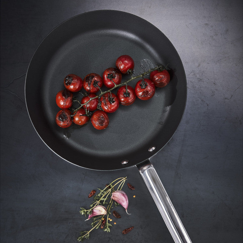 Scanpan Carbon Steel Frypan Black Iron 26cm | Minimax