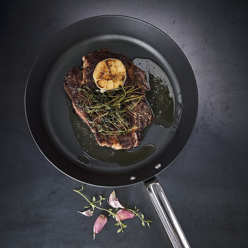 Scanpan Frypan Black Iron 30cm | Minimax