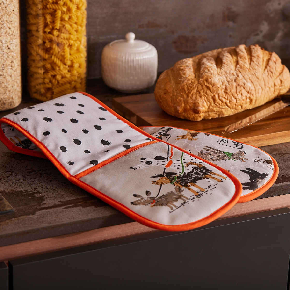 Ulster Weavers Dog Days Double Oven Glove | Minimax