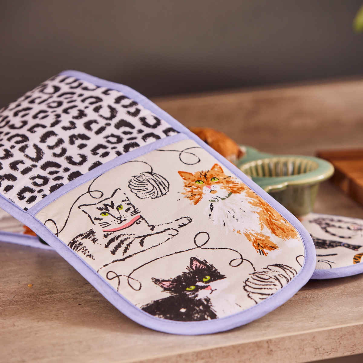 Ulster Weavers Feline Friends Double Oven Glove | Minimax
