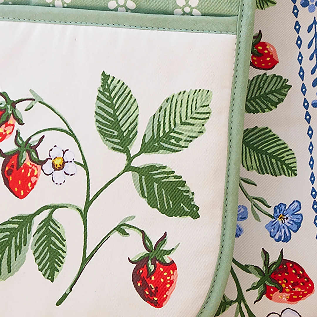 Ulster Weavers Strawberry Patch Double Oven Glove