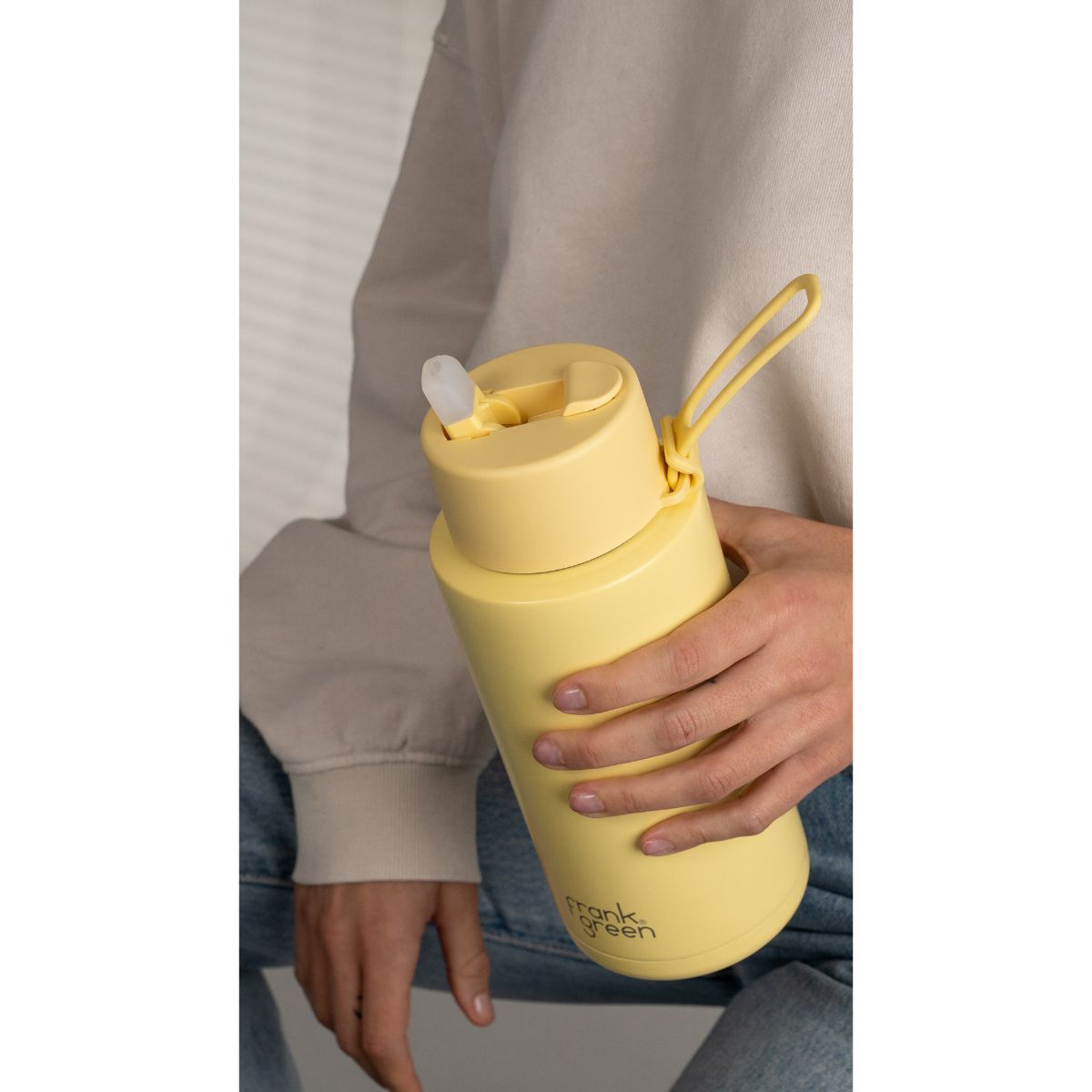 Frank Green Bottle with Flip Lid Buttermilk 1L | Minimax