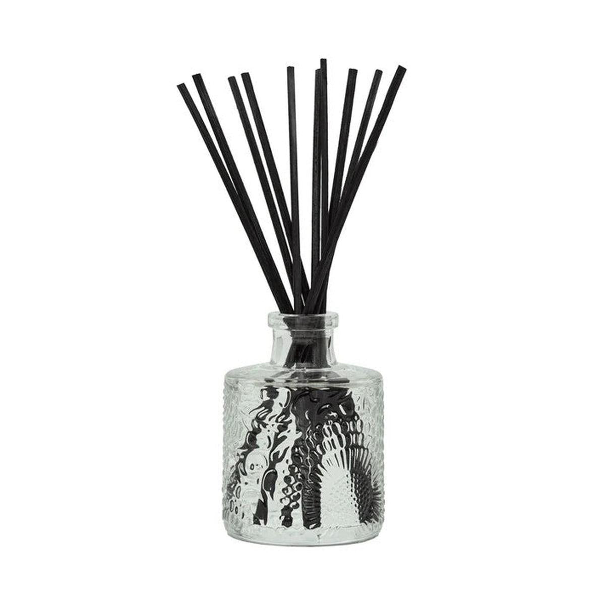 Clear glass diffuser bottle with black reeds VOLUSPA Foraged Wildberry | Minimax