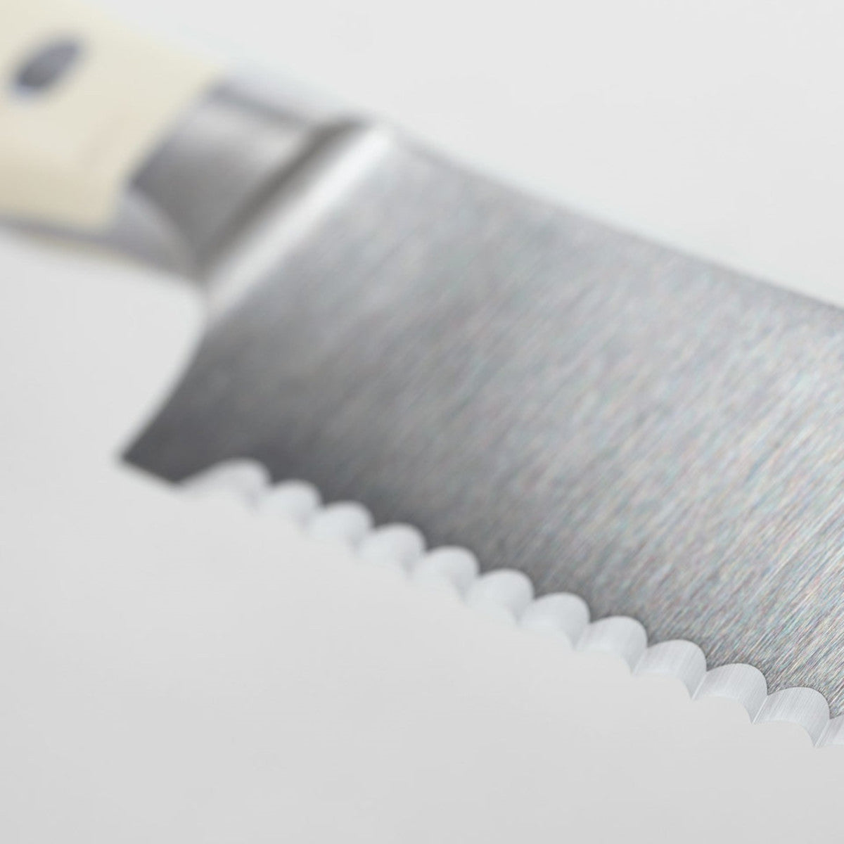 Wusthof Classic Ikon Creme Bread Knife 20cm | Minimax