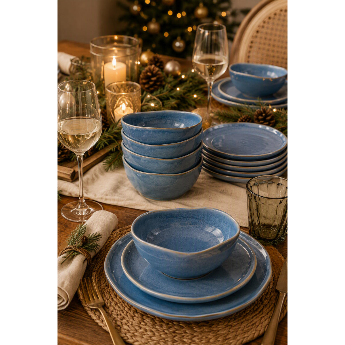Casero Swirl Azure 12 Piece Dinner Set