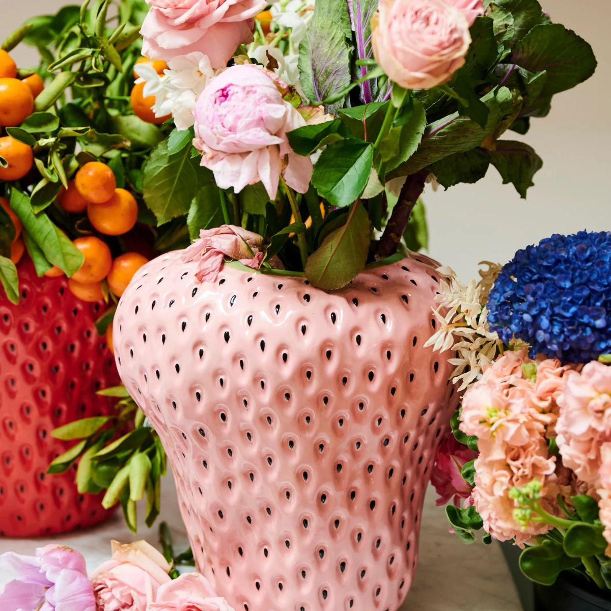 Kip&Co Pineberry Vase Pink 25cm