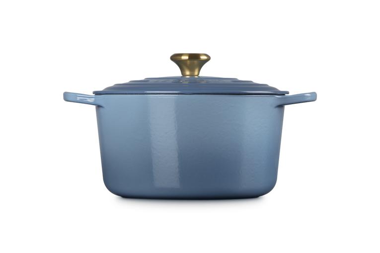 Le Creuset Cast Iron Deep Round Casserole Chambray 26cm (6.3L) | Minimax