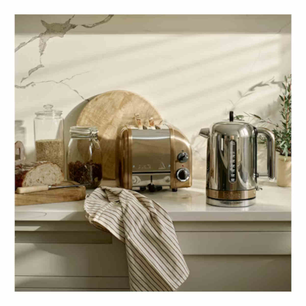 Dualit Classic Kettle Copper 1.7L | Minimax