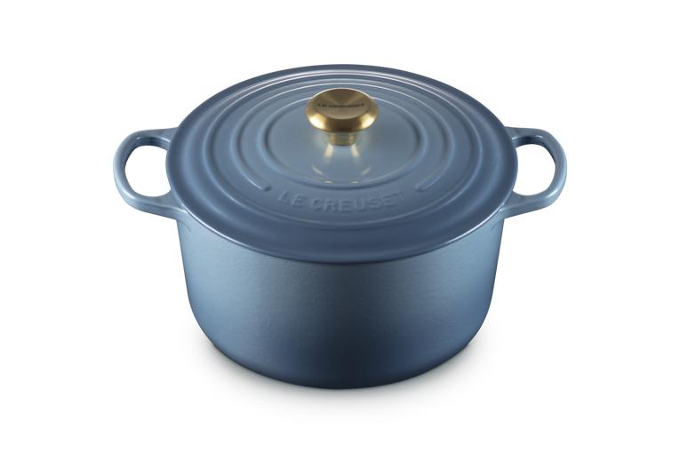 Le Creuset Cast Iron Deep Round Casserole Chambray 26cm (6.3L) | Minimax