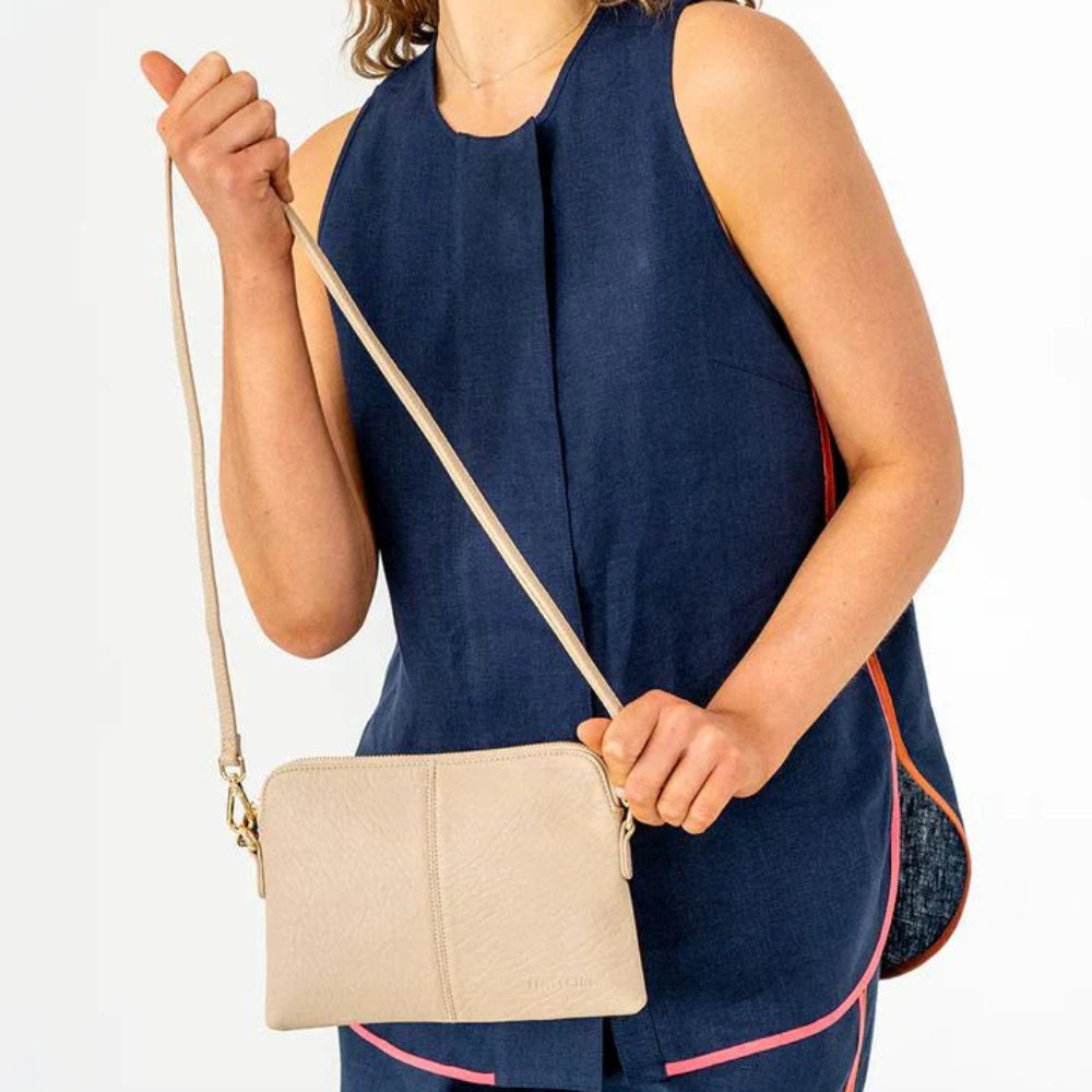 ELMS and KING Bowery Wallet Neutral Pebble | Minimax