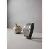 SVNA Garlic Crusher Charcoal 10.7x7.6x5.1cm | Minimax - with a garlic