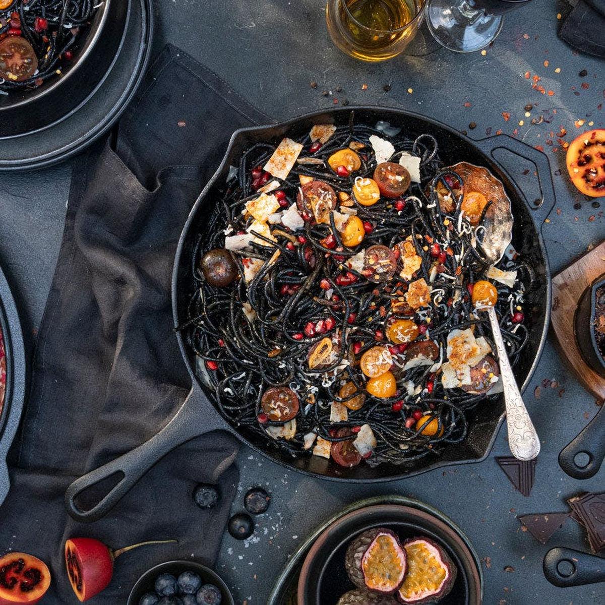 28cm Antique Black Satin Enamel Legacy Pan