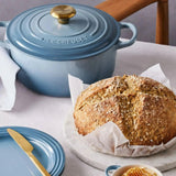 Le Creuset Signature Cast Iron Round Casserole Chambray 28cm (6.7L) | Minimax