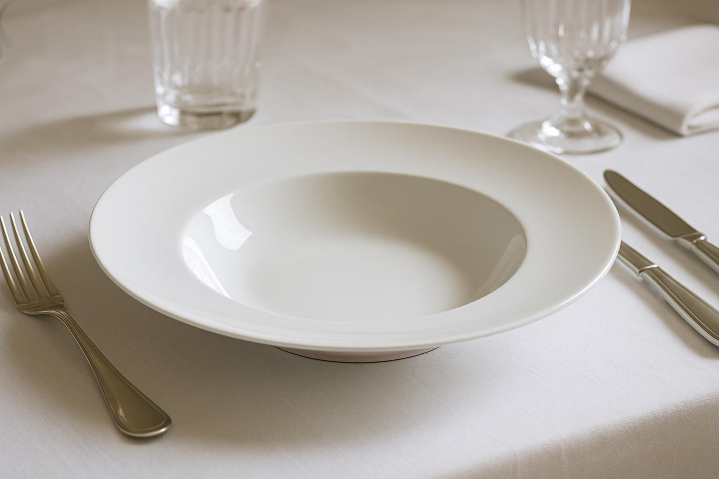 Pillivuyt Sancerre Deep Pasta Dish 28cm - on a fine dining table with white linen