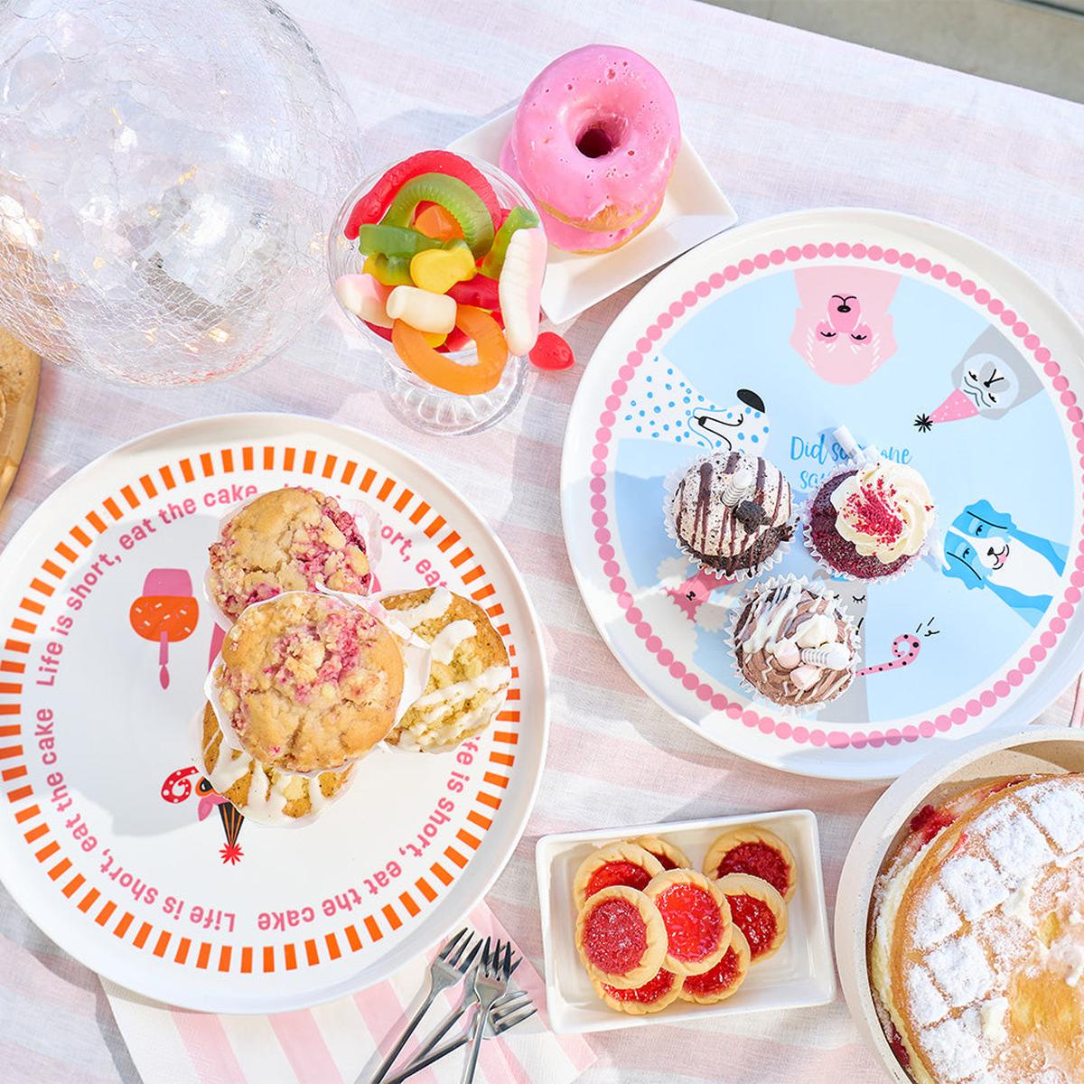 Annabel Trends Serving Plate - Life is Short, Eat The Cake | Minimax - with desserts on table