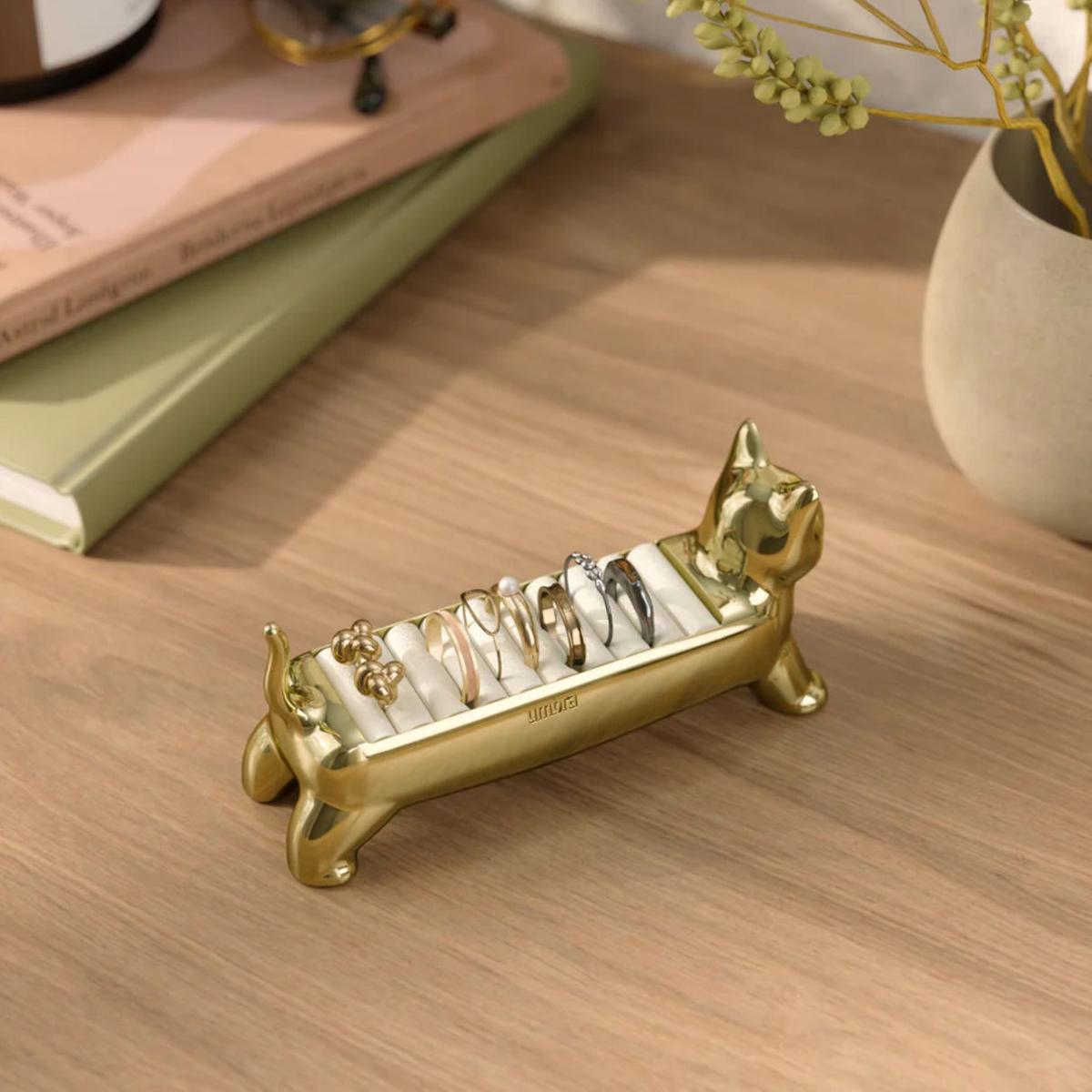 Umbra Ali Cat Ring Holder Brass - put in a table | Minimax