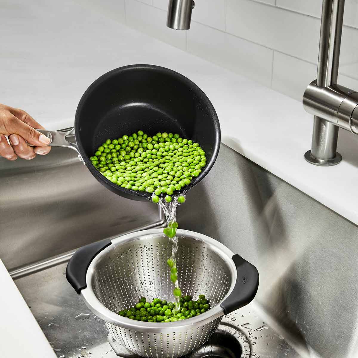 OXO Stainless Steel Colander 2.8L | Minimax