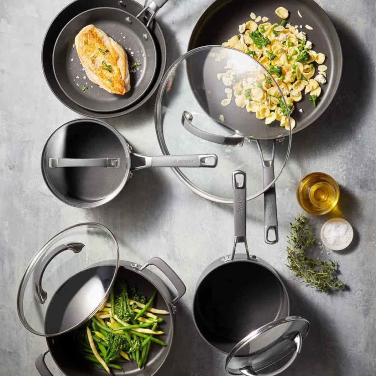 Anolon Endurance+ Saucepan with Bonus Steamer 18cm (2.8L) | Minimax