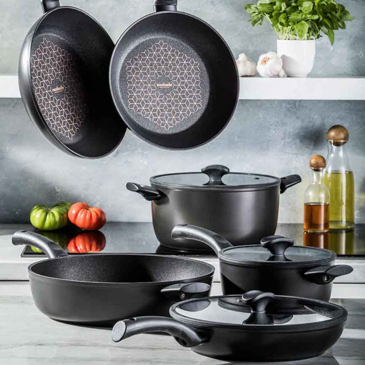 Essteele Per Salute Covered Saute Pan 32cm (5.7L) | Minimax