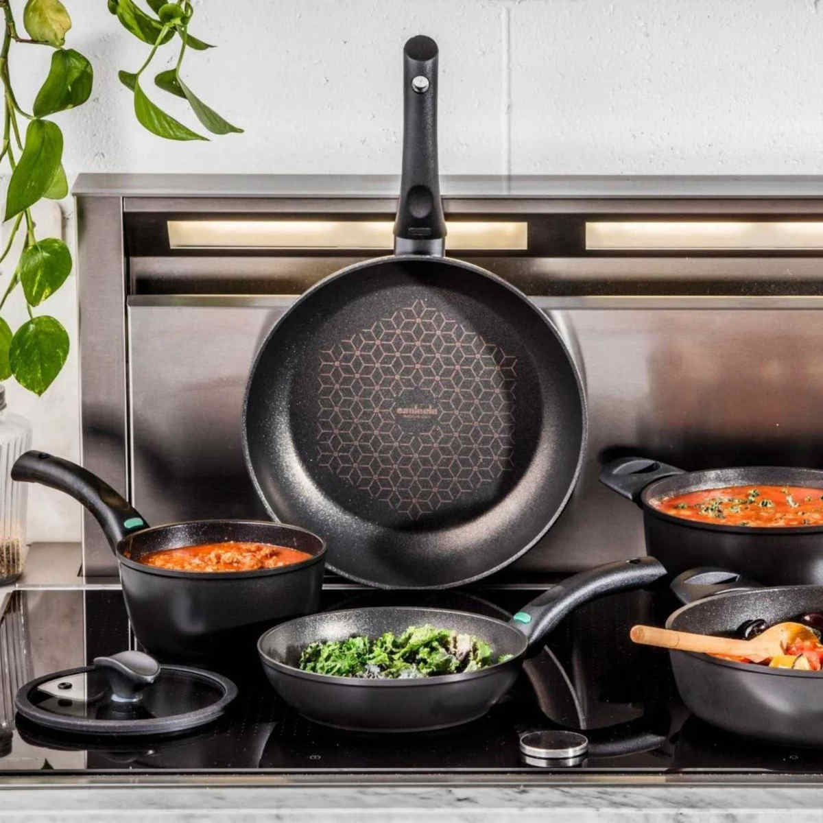 Essteele Per Salute Saucepan 20cm (2.9L) | Minimax