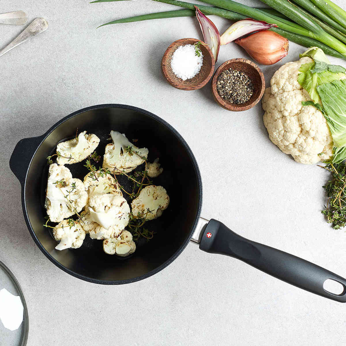 Swiss Diamond XD Classic Induction Saucepan With Lid 18cm | Minimax