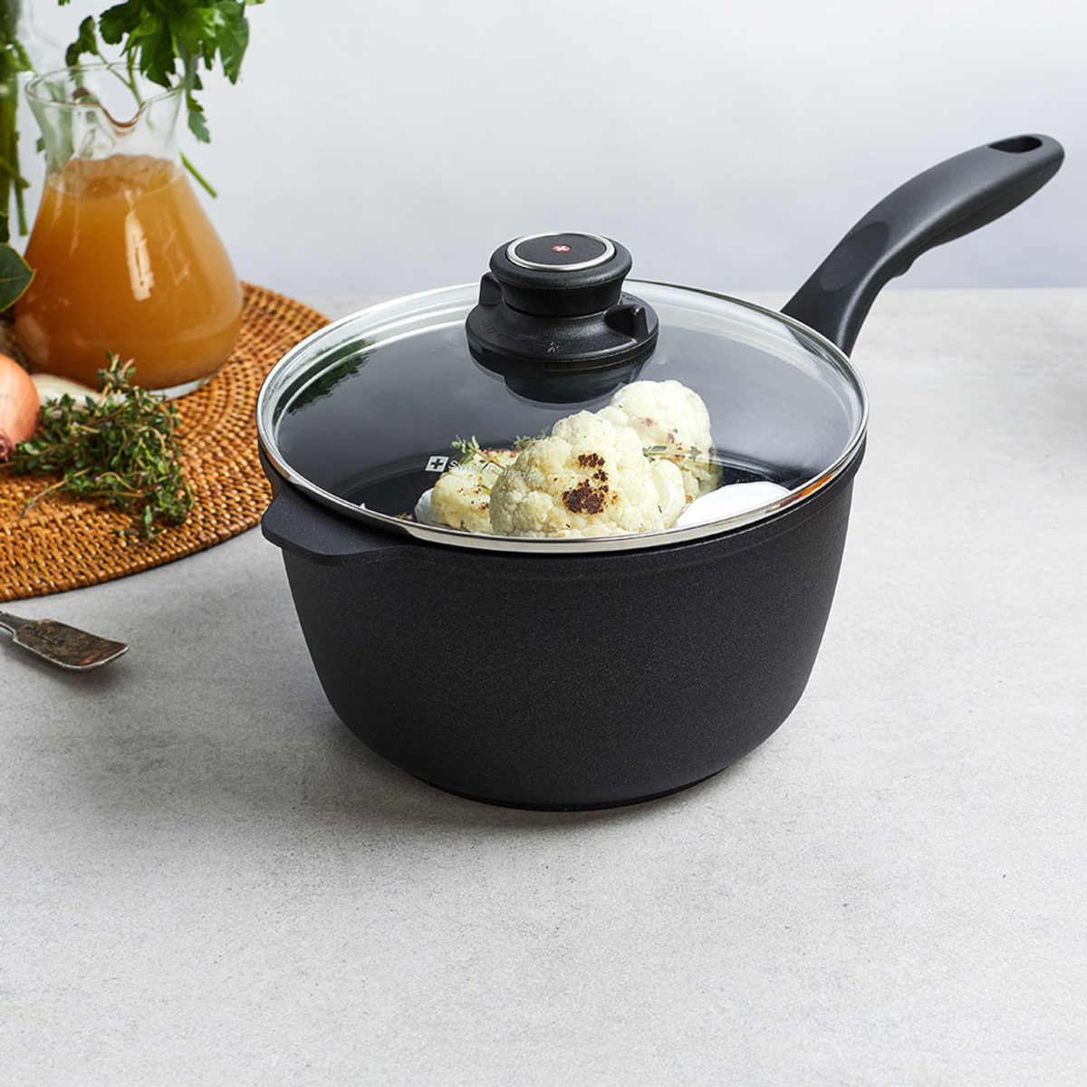 Swiss Diamond XD Classic Induction Saucepan With Lid 18cm | Minimax