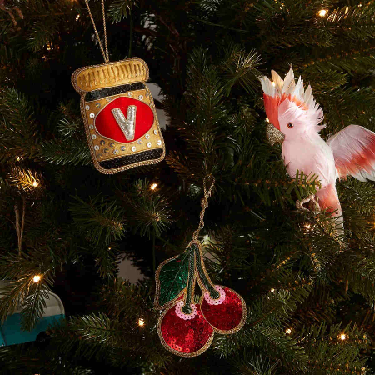Vixen & Velvet Vegemite Sequin Ornament Gold 9cm | Minimax
